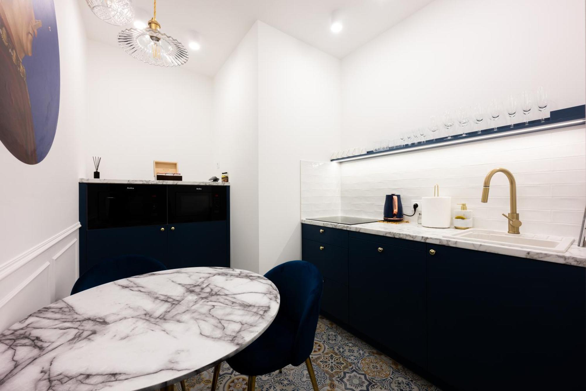 Bracka Main Square Apartments คราคูฟ ภายนอก รูปภาพ